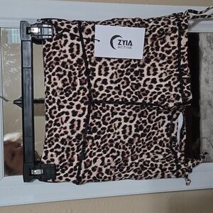 NWT & bag Zyia Leopard Brilliant Dpuble Scrunchy Shorts